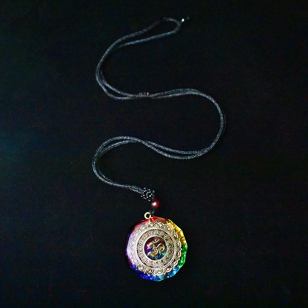 H97c6567ac18543e2b931e70988e9a2f6J.webp 7 Chakra Orgonite Pendant Om Symbol Luminous Necklace Healing Crystals Energy Generator for Reiki Meditation Jewelry 1.38 inch